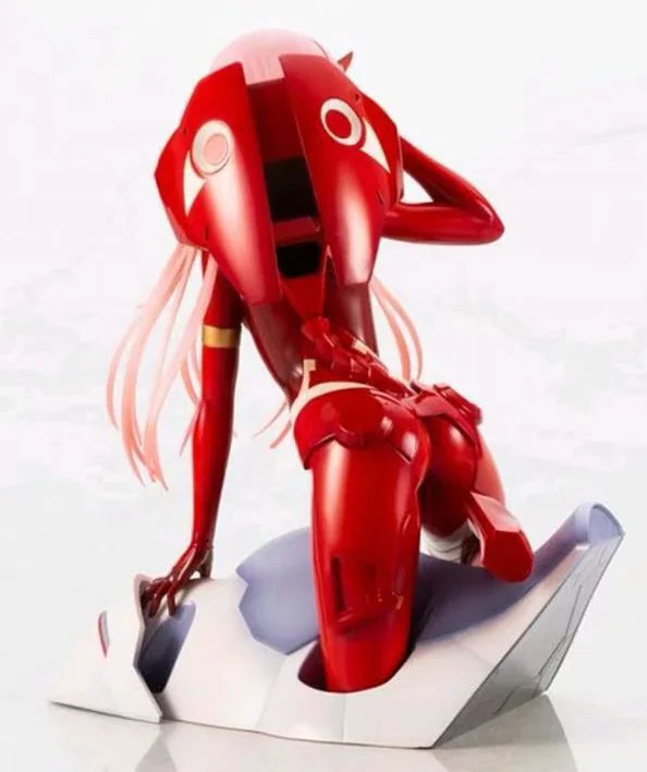 Darling in the FranXX Zero Two Figure Model (Boxed)