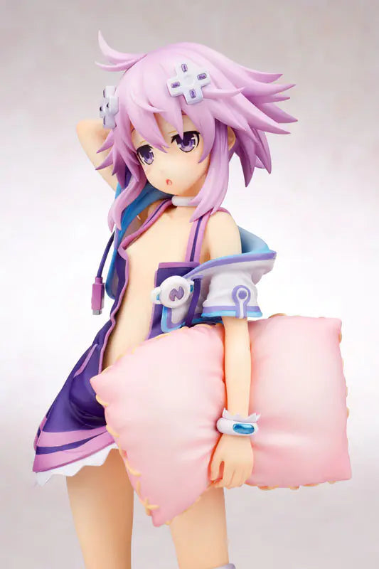 Figura Nepgear 20 cm – Edición Rosa con Luz LED